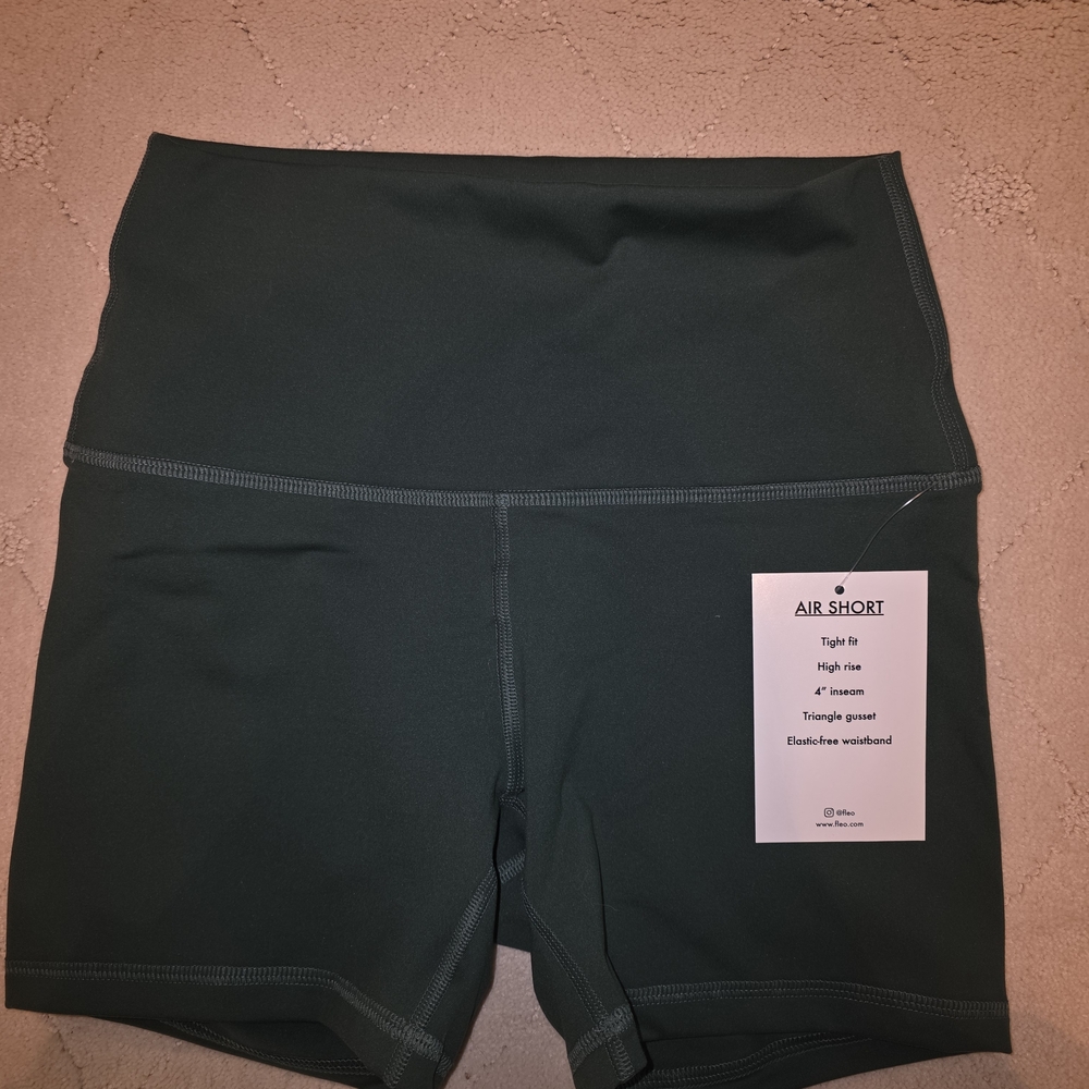 Fleo High Waist Dark Green Shorts